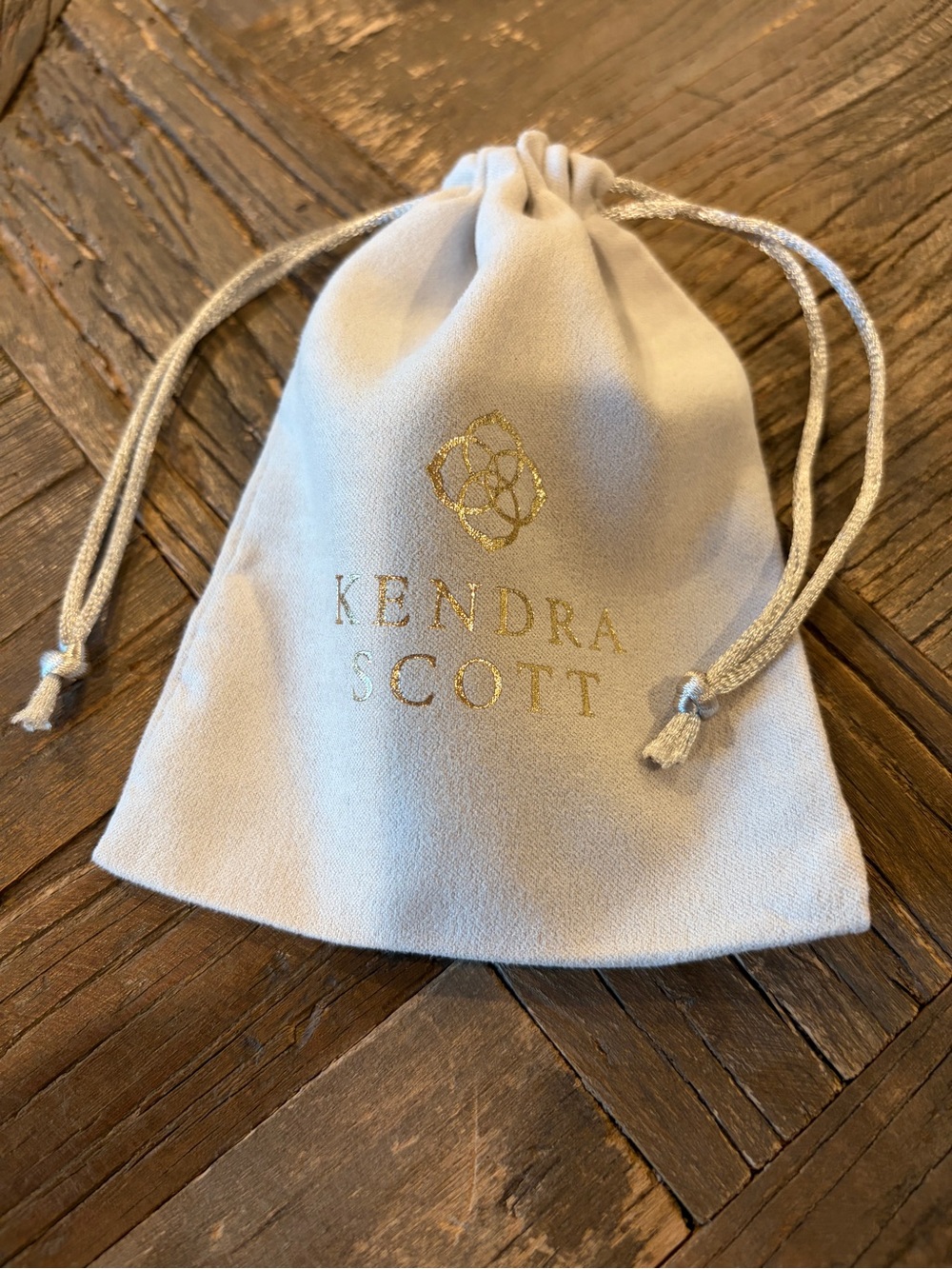 Kendra Scott OS Cream Gold Metallic Medallion Jewelry Drawstring Pouch Dust Bag
